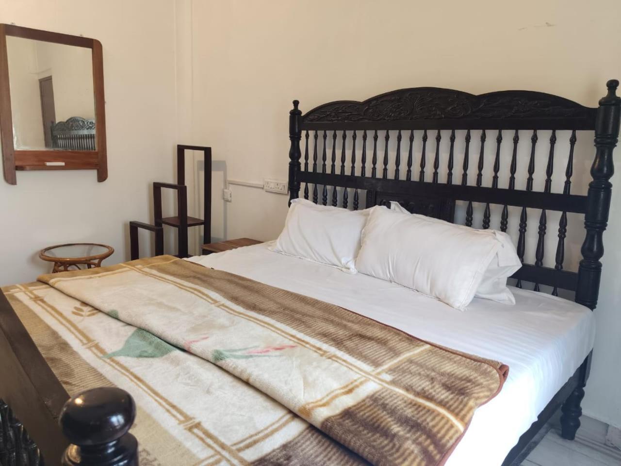 Hotel Vedha Ayurvedic Panchakarma Treatment Centre Alappuzha Habitación foto